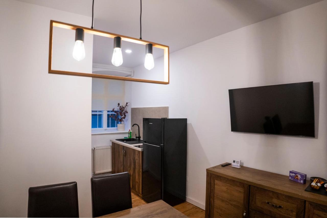 Coban Residence - A4 - Rustic Apartment Braşov Exteriör bild